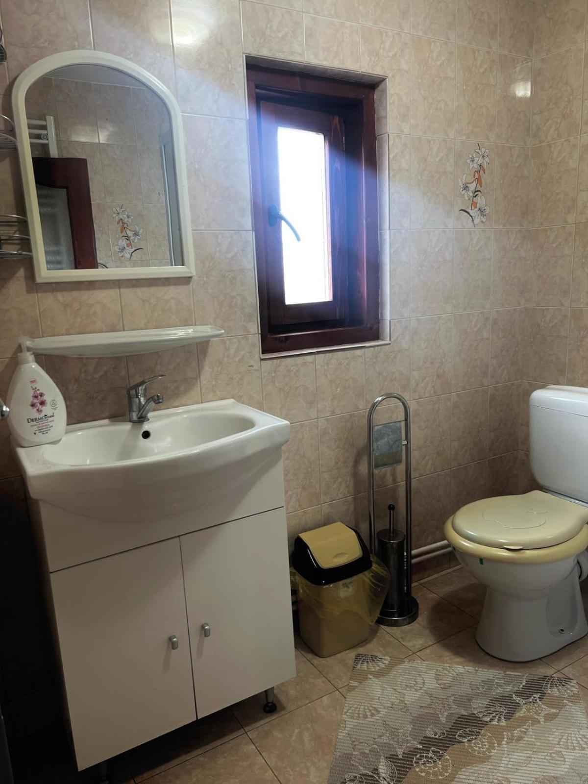 Casa Ghetari Villa ภายนอก รูปภาพ
